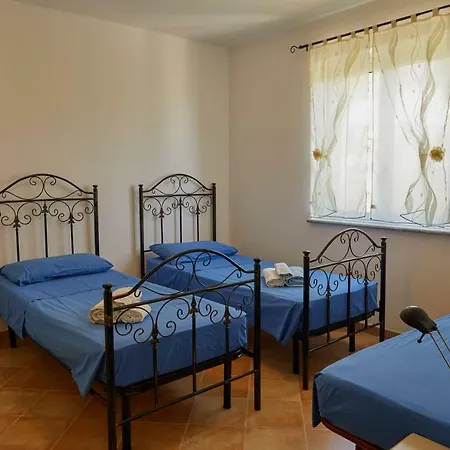 Casa Maja Daire Badolato Marina